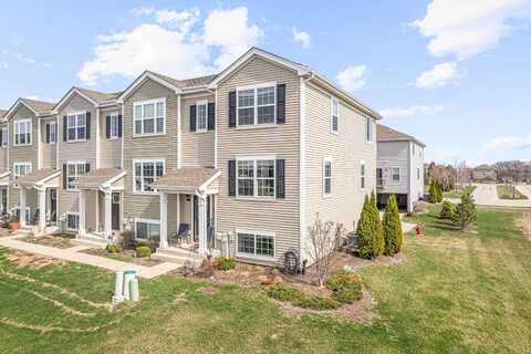 2435 Bella Drive, Pingree Grove, IL 60140