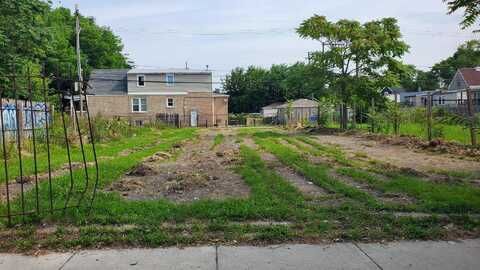 3516 W Chicago Avenue, Chicago, IL 60651