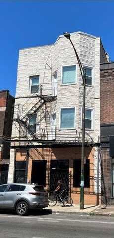 2750 W Cermak Road, Chicago, IL 60608