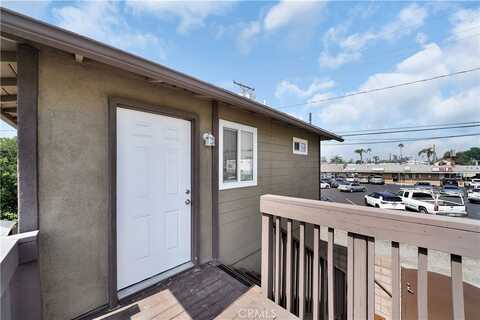 6735 yellowstone B, Riverside, CA 92506