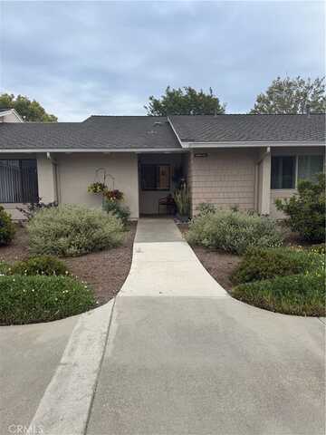 8566 Fallbrook Circle, Huntington Beach, CA 92646