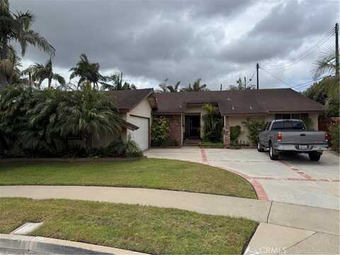 865 Loma Circle, Costa Mesa, CA 92626