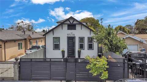 9536 Graham Avenue, Los Angeles, CA 90002