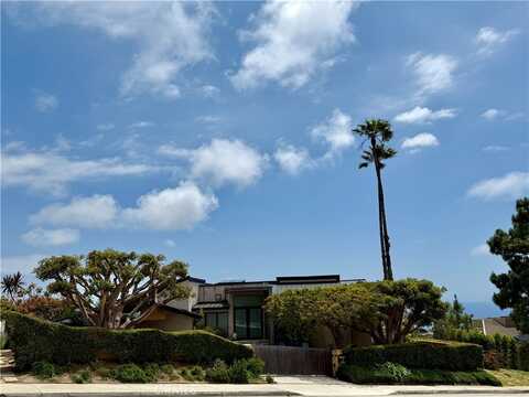 2421 Park Avenue, Laguna Beach, CA 92651