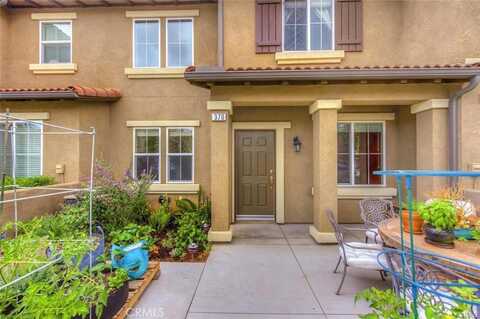 370 Mountain Holly Avenue, Orange, CA 92865