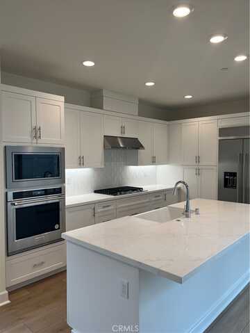 10895 Carlos Street, Ventura, CA 93004