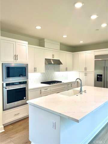 10895 Carlos Street, Ventura, CA 93004
