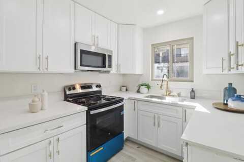 3535 Monroe Avenue, San Diego, CA 92116