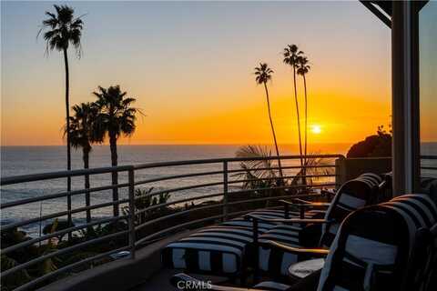 556 Cliff Drive, Laguna Beach, CA 92651