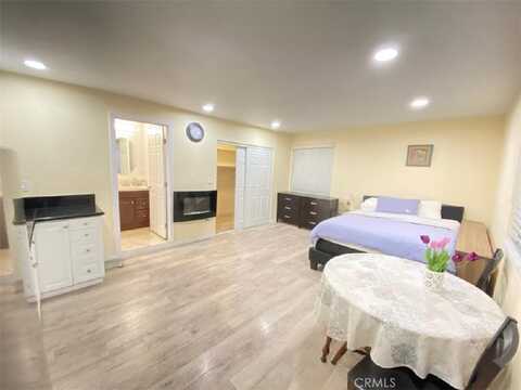 1602 S Glendora Avenue, Glendora, CA 91740
