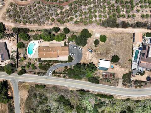 9040 W Lilac Road, Escondido, CA 92026