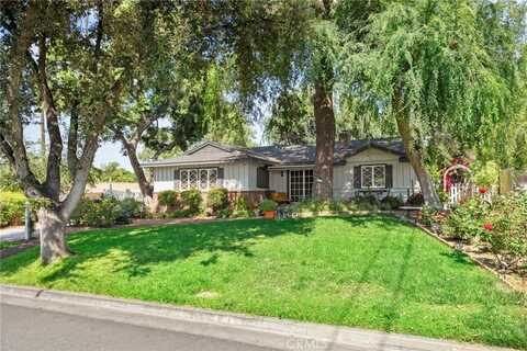 5180 Stonewood Drive, Riverside, CA 92506