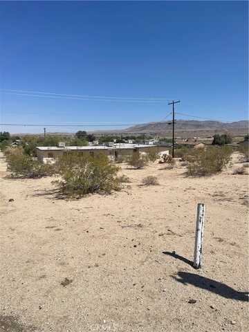 9 Pine Ave, 29 Palms, CA 92277