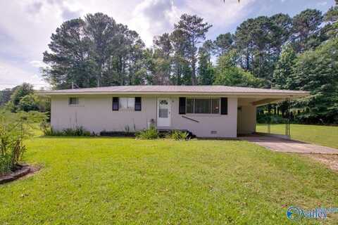 7615 Scottsboro Hwy, Scottsboro, AL 35769