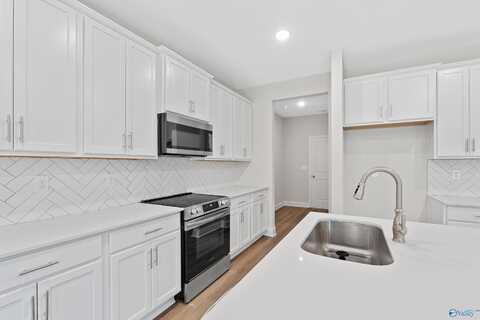 1748 Stampede Circle, Huntsville, AL 35803