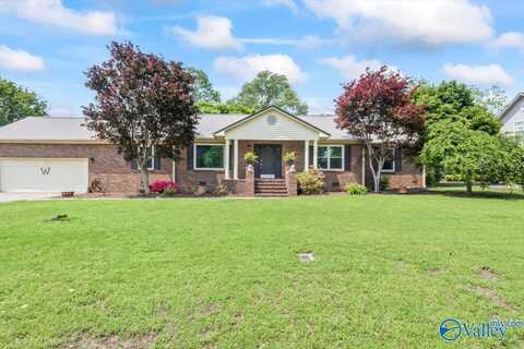 103 Meadowood Lane, Albertville, AL 35950