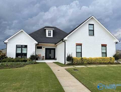 24673 Beacon Circle, Athens, AL 35613