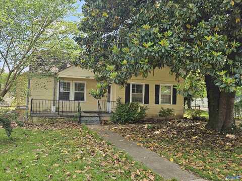 3921 Pine Avenue, Huntsville, AL 35805
