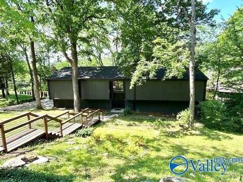 2005 Willis Road SE, Huntsville, AL 35801