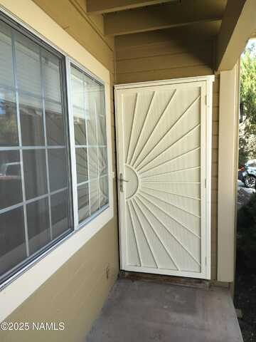 1000 N Beaver Street, Flagstaff, AZ 86001