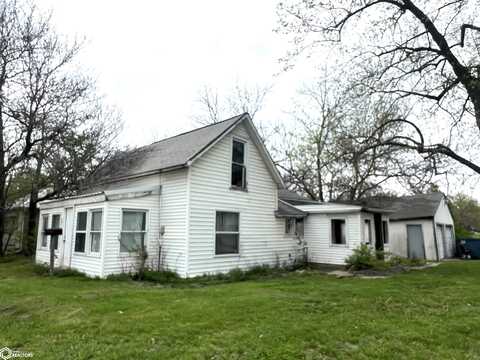 901 W Stone Avenue, Fairfield, IA 52556