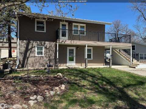 4616 Wesley Drive, Clear Lake, IA 50428