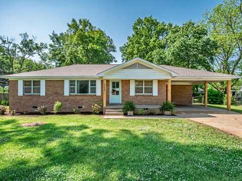 203 James St, Batesville, MS 38606