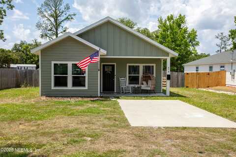 319 NW NINTH Avenue, Lake Butler, FL 32054