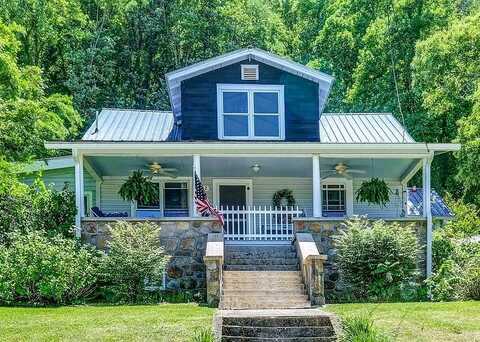 412 Aquone Road, Andrews, NC 28901