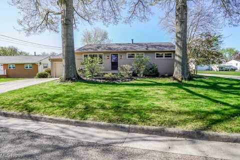 1004 Lynbrook Street SE, North Canton, OH 44720