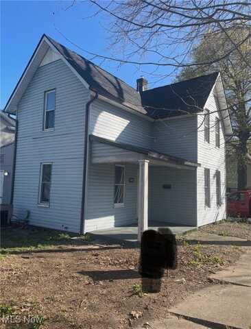 136 W 7th Street, Dover, OH 44622