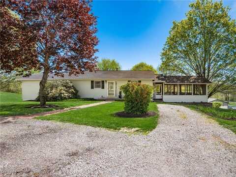 1305 Cooperriders Road NW, Somerset, OH 43783