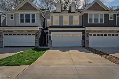 857 S Greenway Drive, Westlake, OH 44145