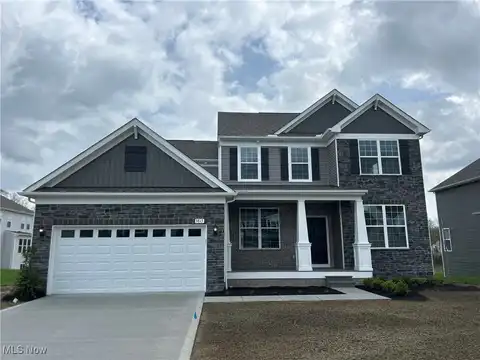 3813 Jacobs Lane, Green, OH 44685
