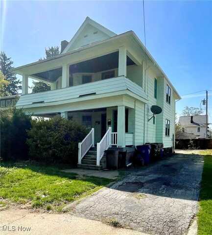 10323 Linnet Avenue, Cleveland, OH 44111