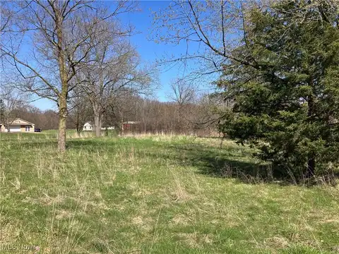 2700 W Liberty Street, Girard, OH 44420