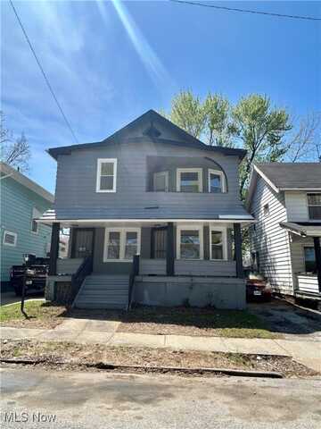 11322 Woodstock Avenue, Cleveland, OH 44104