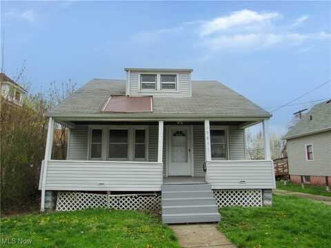 19811 Pawnee Avenue, Cleveland, OH 44119