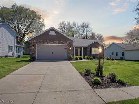 8809 Chapman Circle, Strongsville, OH 44136