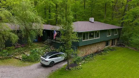 7058 Cascade Road, Concord Twp, OH 44077