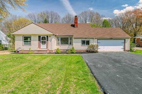 403 Douglas Boulevard, Richmond Heights, OH 44143