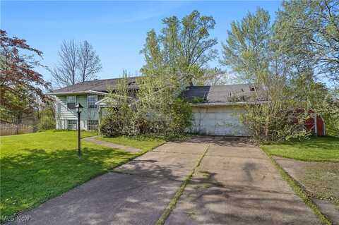 24858 Sherman Street, Homeworth, OH 44634
