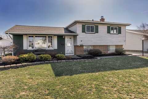 1285 Giesse Drive, Mayfield Heights, OH 44124