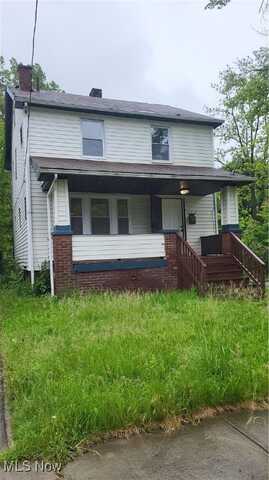 11312 Continental Avenue, Cleveland, OH 44104