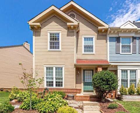 6626 Cyprest Point Rd, Alexandria, VA 22312
