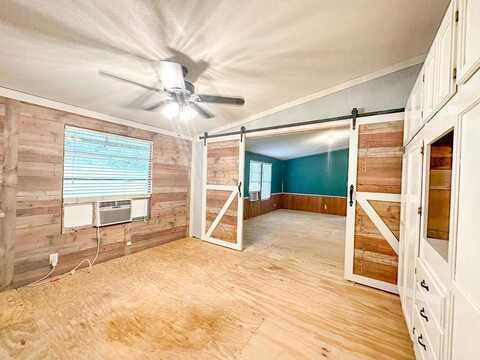 603 Timberlake Dr., Center, TX 75935