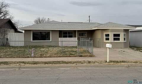 2005 W First Street, Roswell, NM 88203