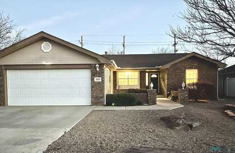 2413 Fred Daugherty Avenue, Clovis, NM 88101