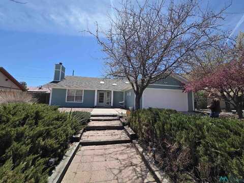 3710 Chaco Drive, Gallup, NM 87301