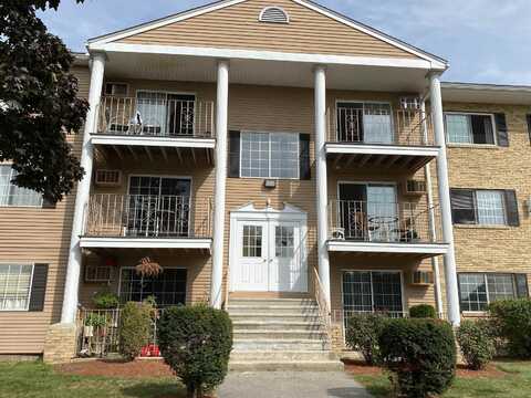 377 Huse Road, Manchester, NH 03103